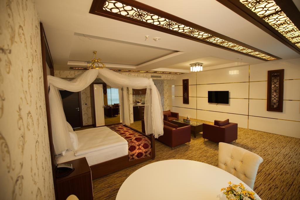 Mitannia Regency Hotel 디아르아바키 객실 사진