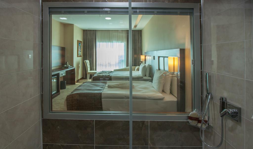Mitannia Regency Hotel 디아르아바키 객실 사진